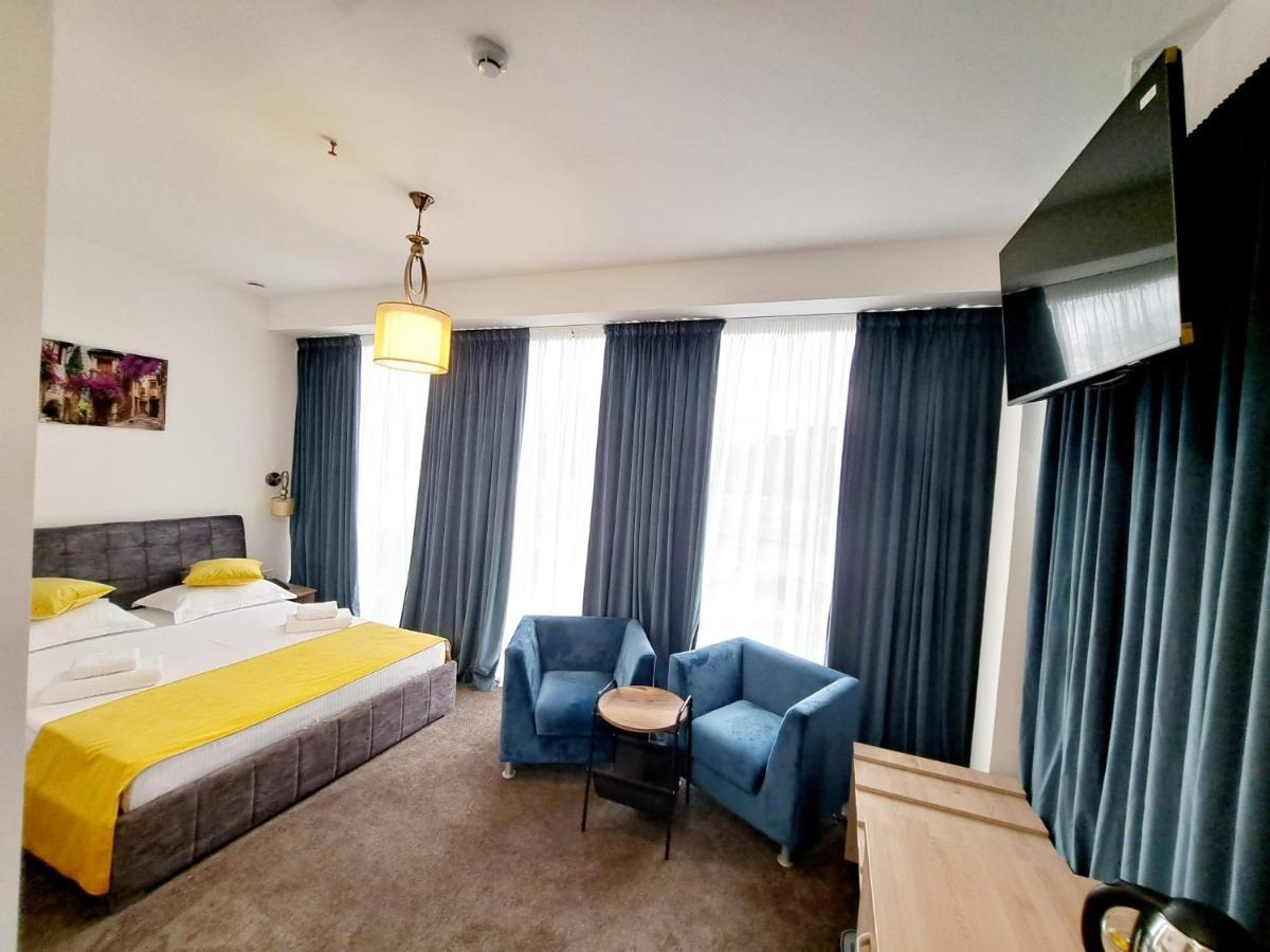 Raay Hotel Braila Exterior photo