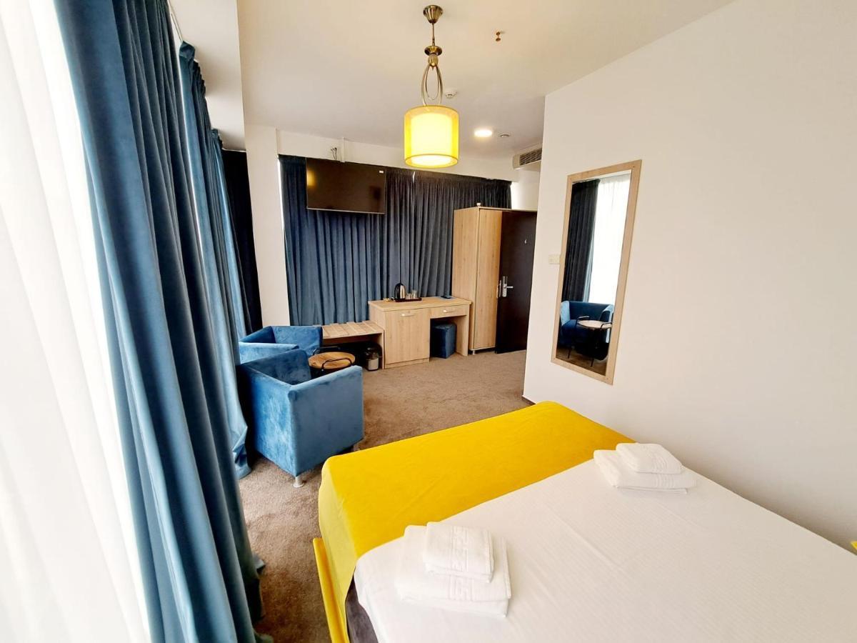 Raay Hotel Braila Exterior photo